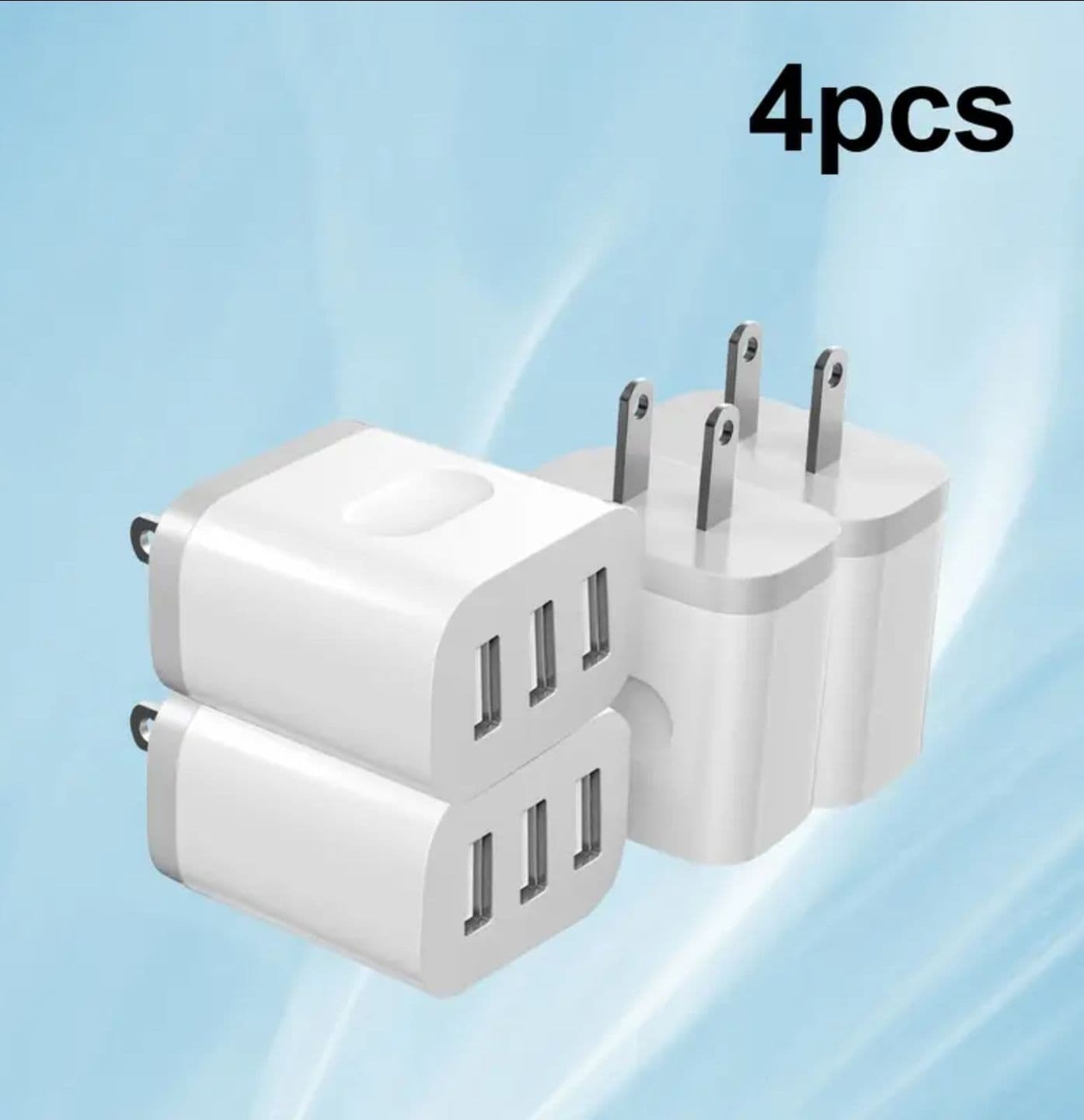 4 carregadores de parede USB brancos de 3 portas, tipo compacto, sem marca visível.